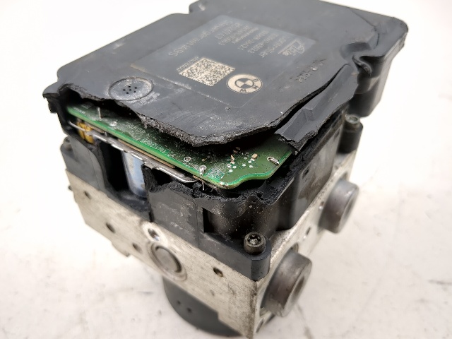 11-16 BMW K1600 GT ABS Pump Module