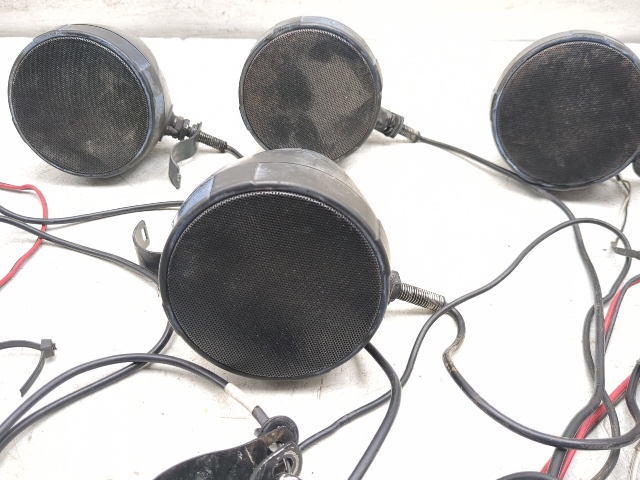 06-09 Victory Vegas 8 Ball Boss Audio Systems MCBK470B
