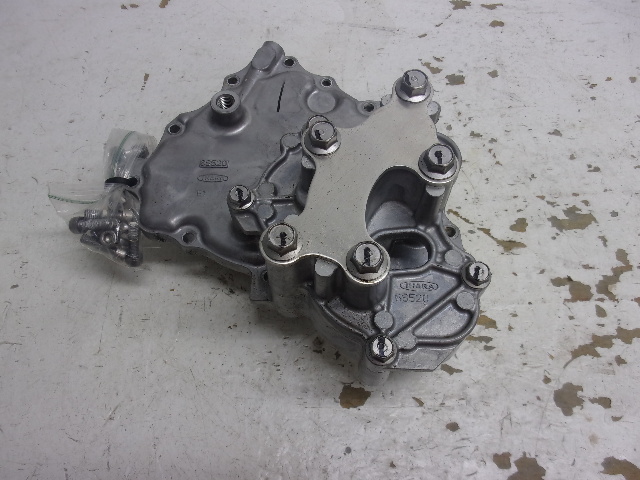 Yamaha Waverunner 2012 FX FZR FZS Oil Pump Housing Assembly