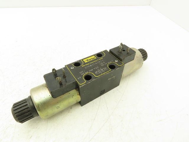 Parker D1VW004CNKW91 12VDC 2,72A pmax 210/350bar Wegeventil -used