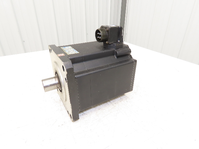Okuma BL-MC200J-20SN-A AC Servo Motor 4kW 2000 RPM 3PH 157V
