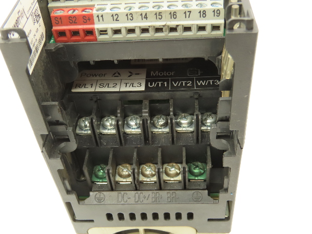 Allen Bradley 25B-D2P3N104 PowerFlex 525 VFD AC Drive 1Hp 480V 3Ph
