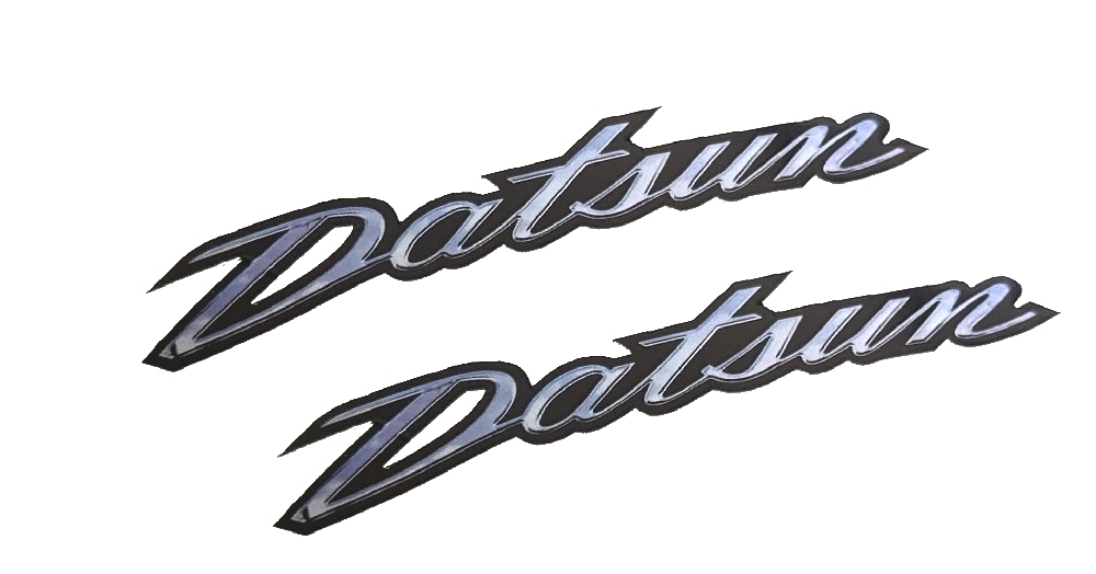 Adesivi Datsun – Decalcomanie Glossy Per Auto, Moto, Furgoni (Sticker-Dude)