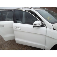 2013-2016 Mercedes Benz GL-Class GL450 GL350 GL550 Front Door Passenger White