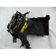 2013-2016 Hyundai Santa Fe Engine Fuse Box 91210-B8561
