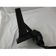 2013-2019 Hyundai Santa Fe Accelerator Pedal Assembly 32700-2W100