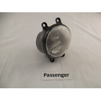 2005-2016 Toyota Sienna Fog Lamp Assembly Passenger  81210-0D042