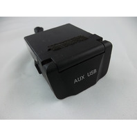 2013-2015 Hyundai Santa Fe Sport AUX USB Jack Assembly 96121-2W000