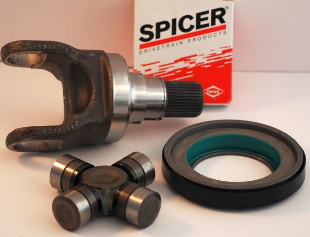 DANA SPICER OUTER AXLE STUB, SEAL AND U JOINT FOR 2005-12 FORD F-250 / F-350 4WD