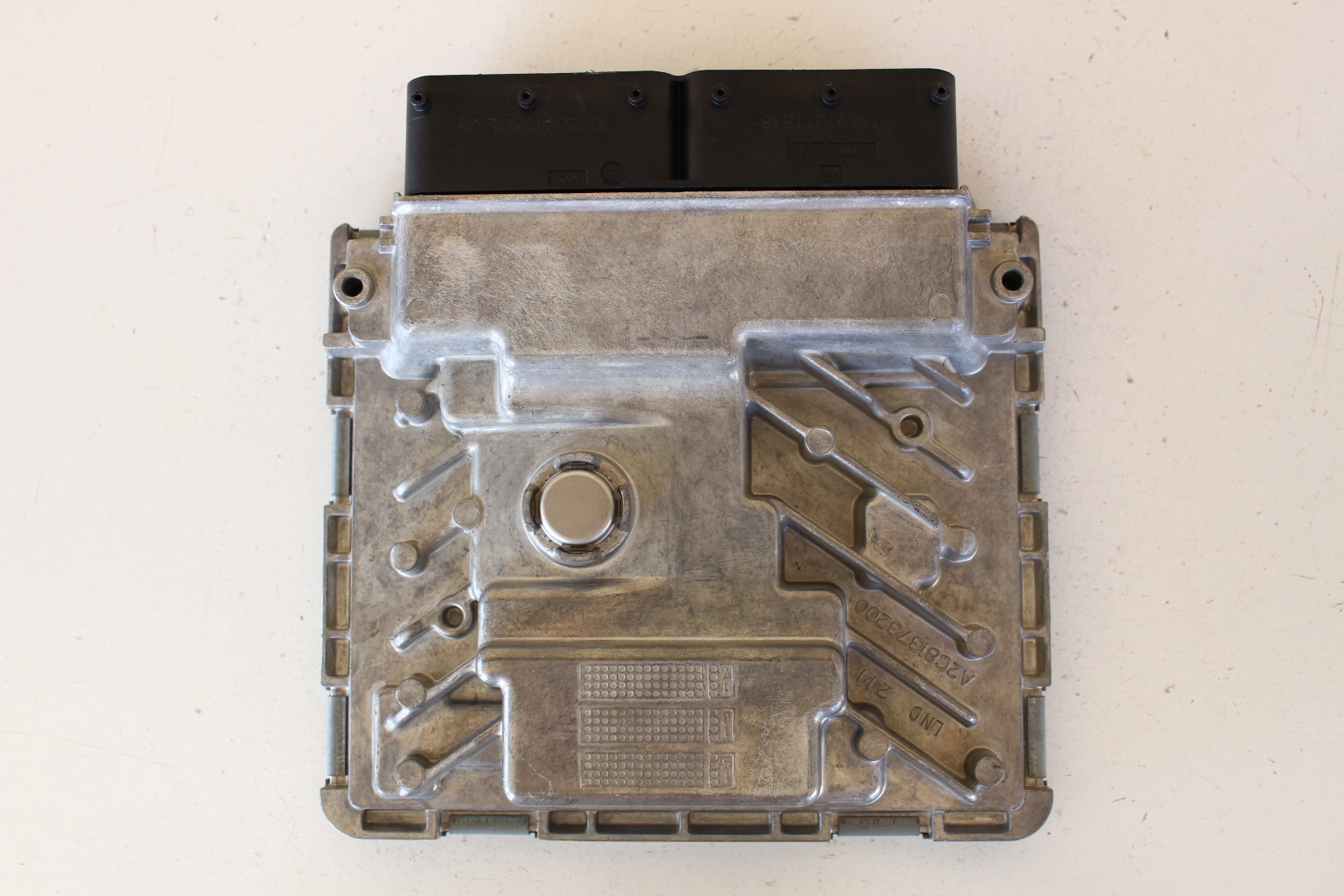 2017-2018 Macan 06K 907 425 B Computer Brain Engine Control ECU